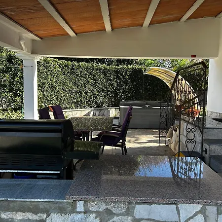 Kuca Za Odmor Lautea, Ravni, Istra Ferienhaus Ravni